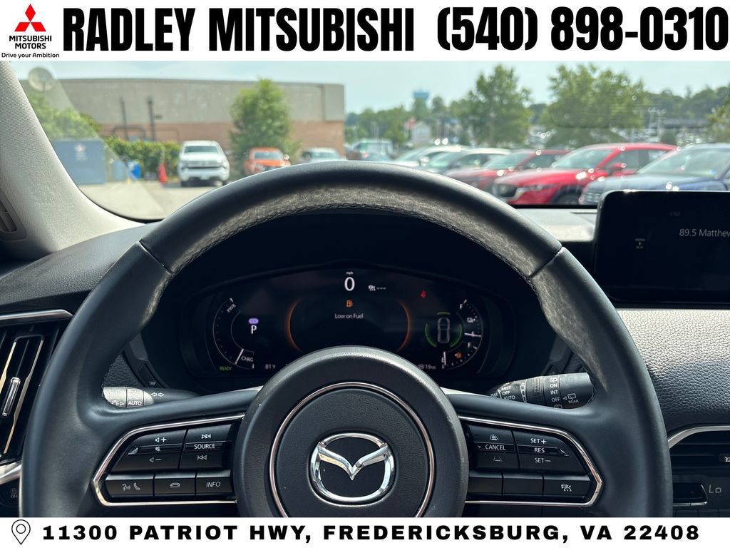 Used 2024 MAZDA CX-90 Plug-In Hybrid w/ Preferred AWD/4WD image 11