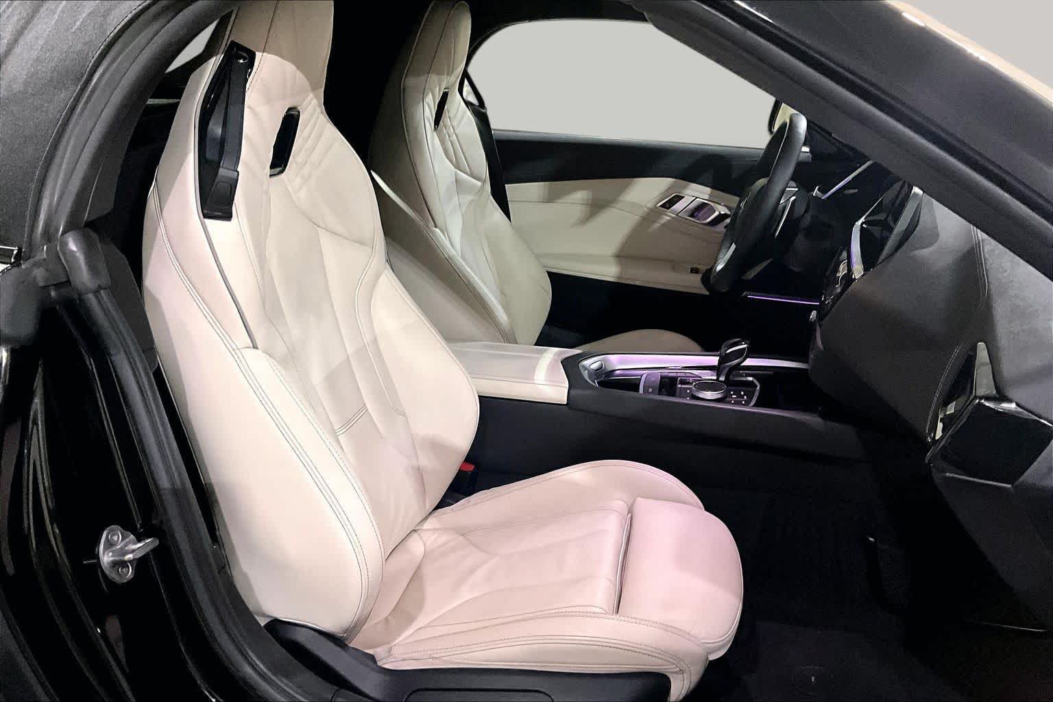 Used 2020 BMW Z4 sDrive30i w/ Convenience Package RWD image 7