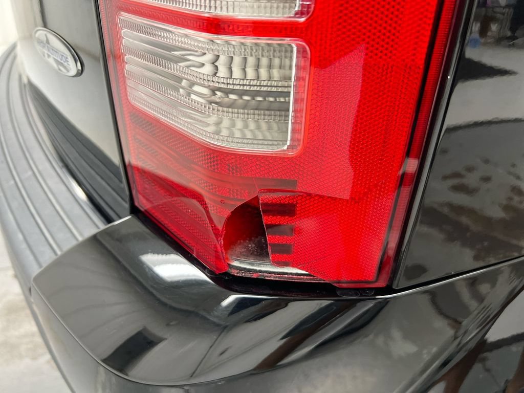 Used 2015 Jeep Patriot High Altitude AWD/4WD image 30