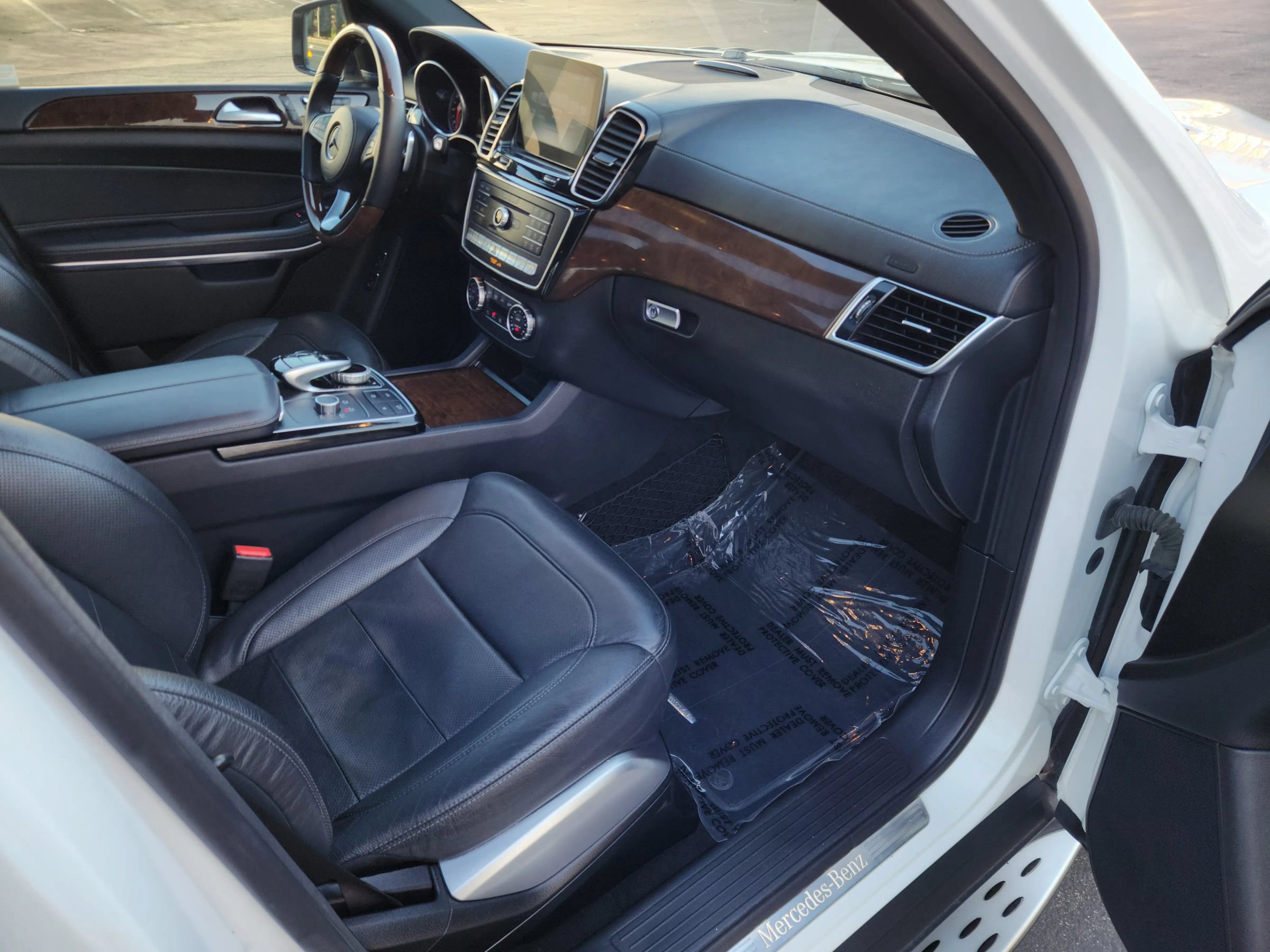 Used 2018 Mercedes-Benz GLS 550 4MATIC image 22