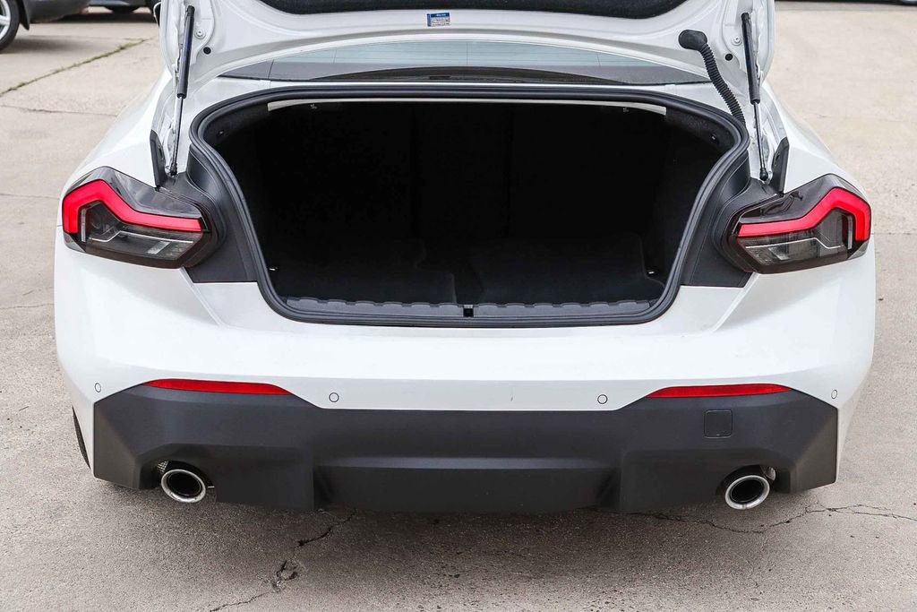 Used 2023 BMW 230i 230i w/ Convenience Package image 28