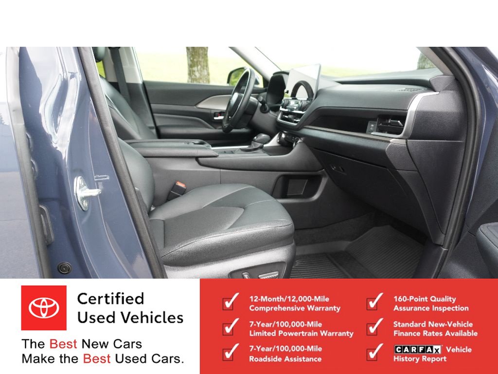 Certified 2024 Toyota Grand Highlander AWD image 9