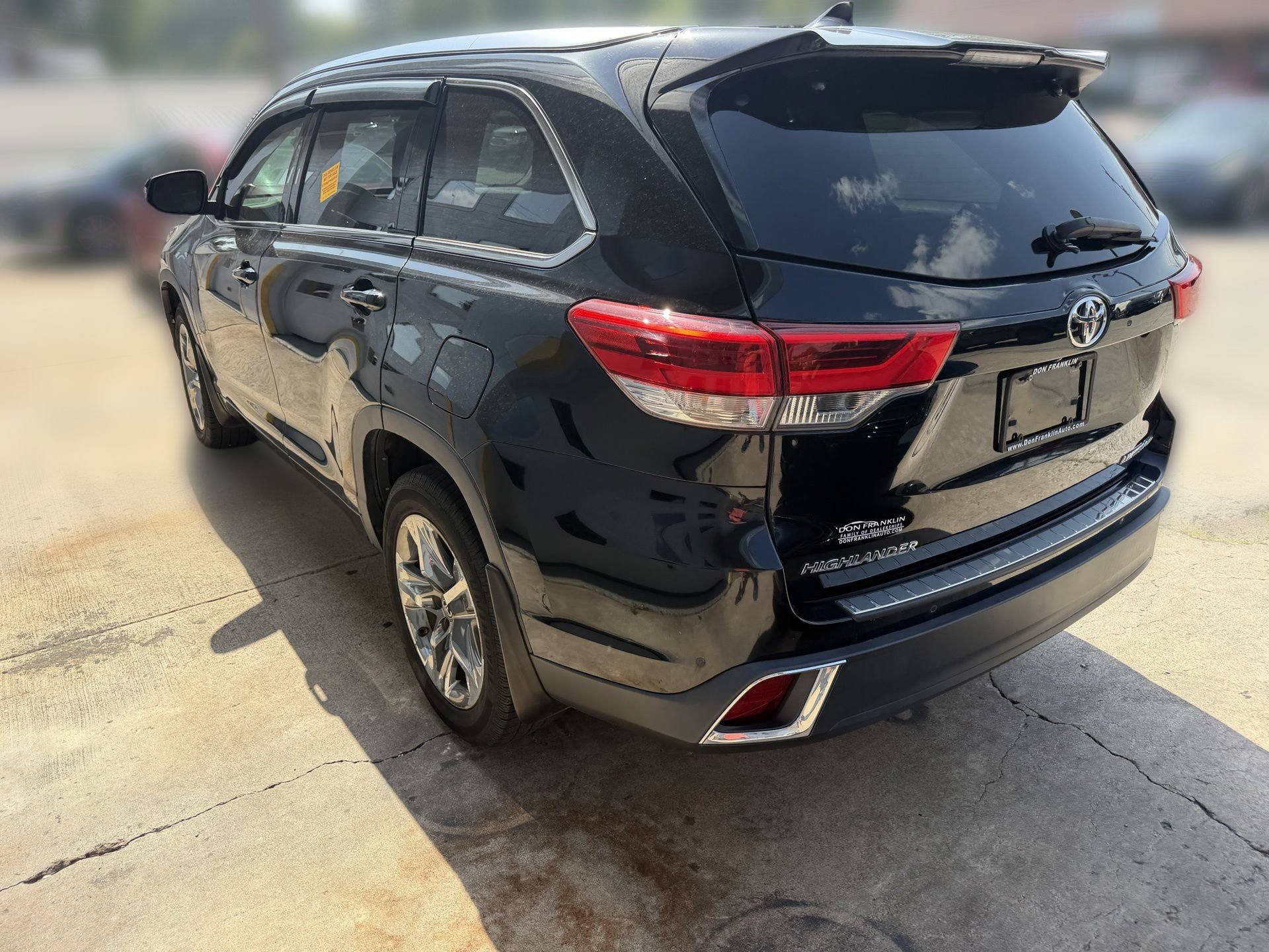 Used 2019 Toyota Highlander Limited Platinum AWD/4WD image 5