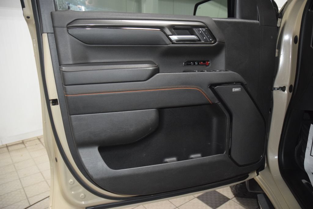 Used 2023 GMC Sierra 1500 AT4 w/ AT4 Premium Package AWD/4WD image 44