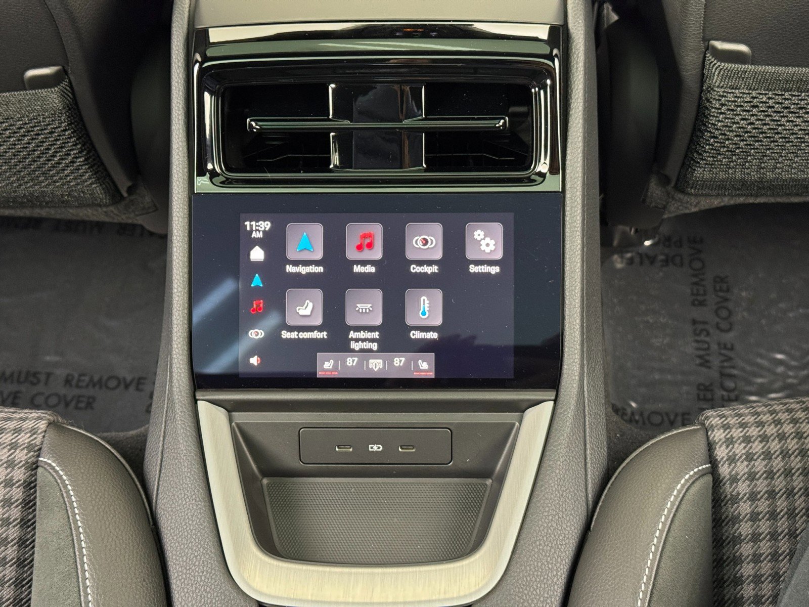 Used 2025 Porsche Panamera 4 w/ Premium Package image 40