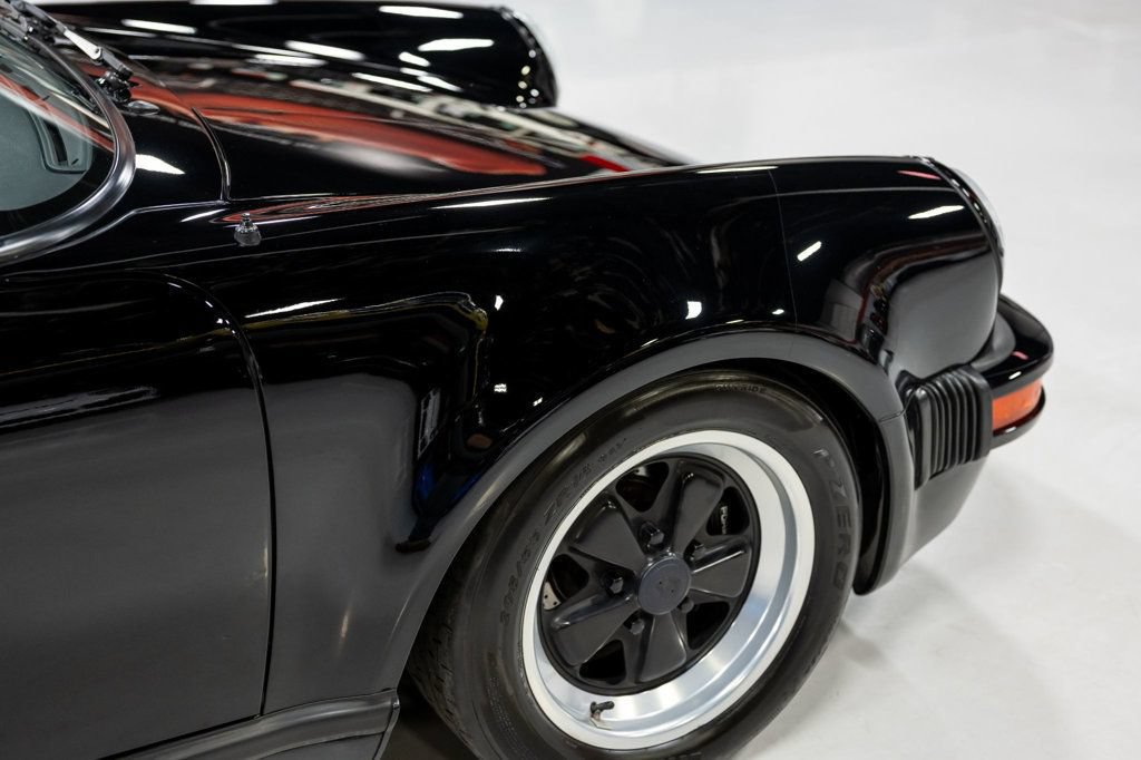 Used 1989 Porsche 911 Carrera RWD image 37