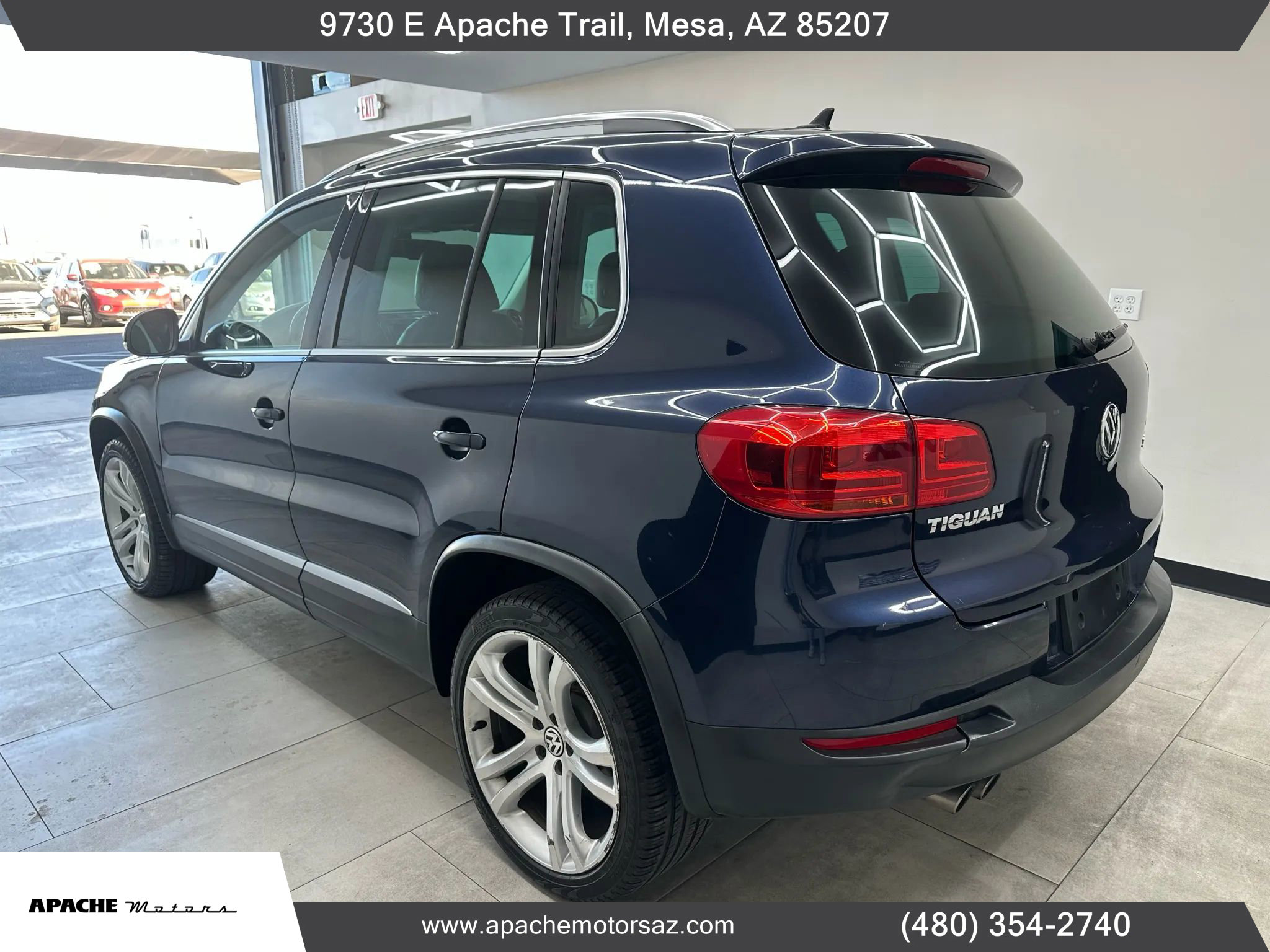 Used 2012 Volkswagen Tiguan SEL image 9