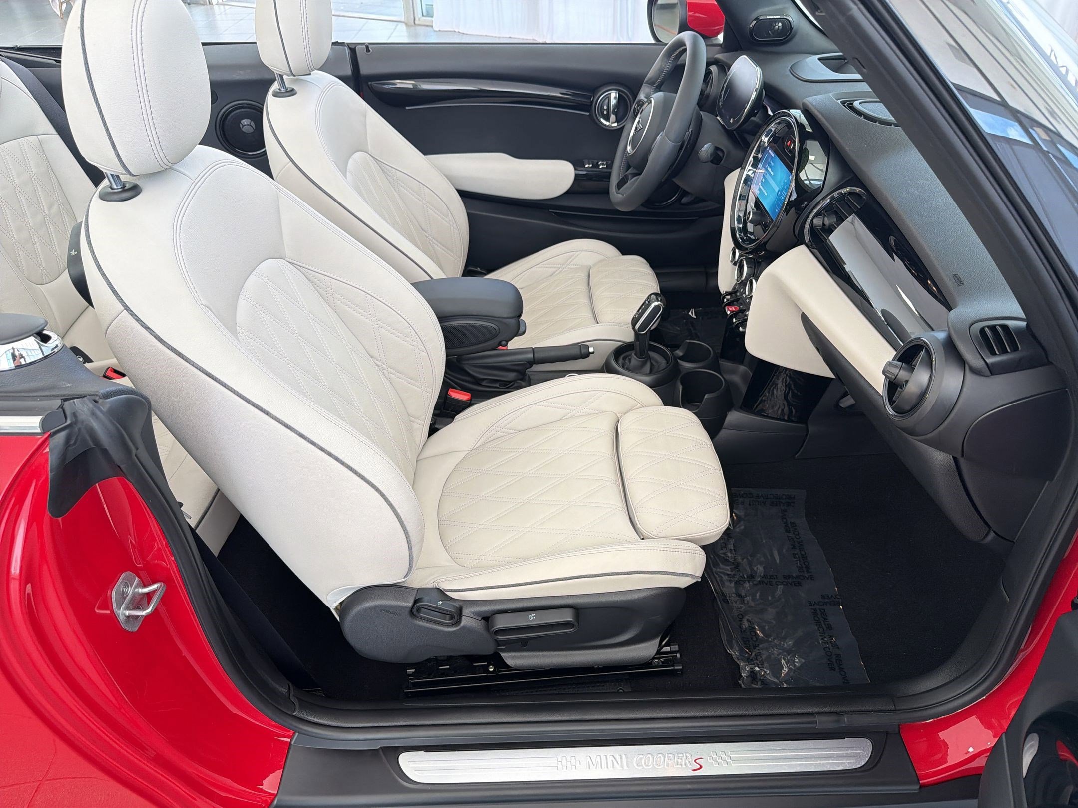 Certified 2024 MINI Cooper S image 30