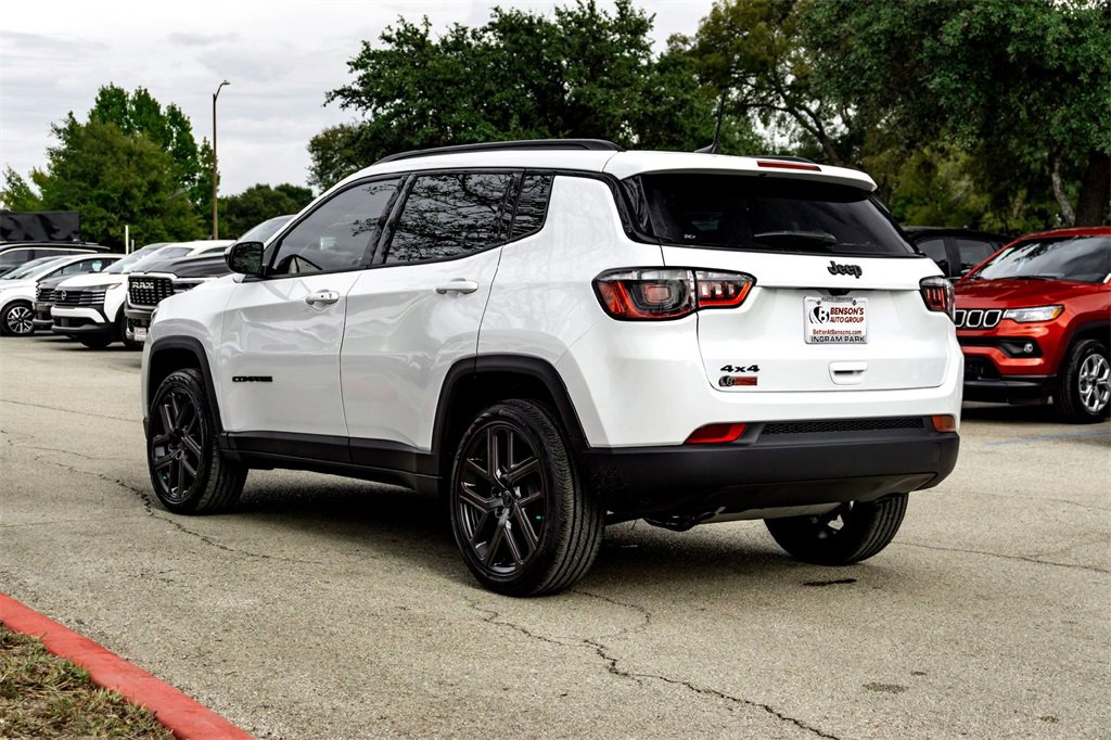 New 2026 Jeep Compass Latitude image 5