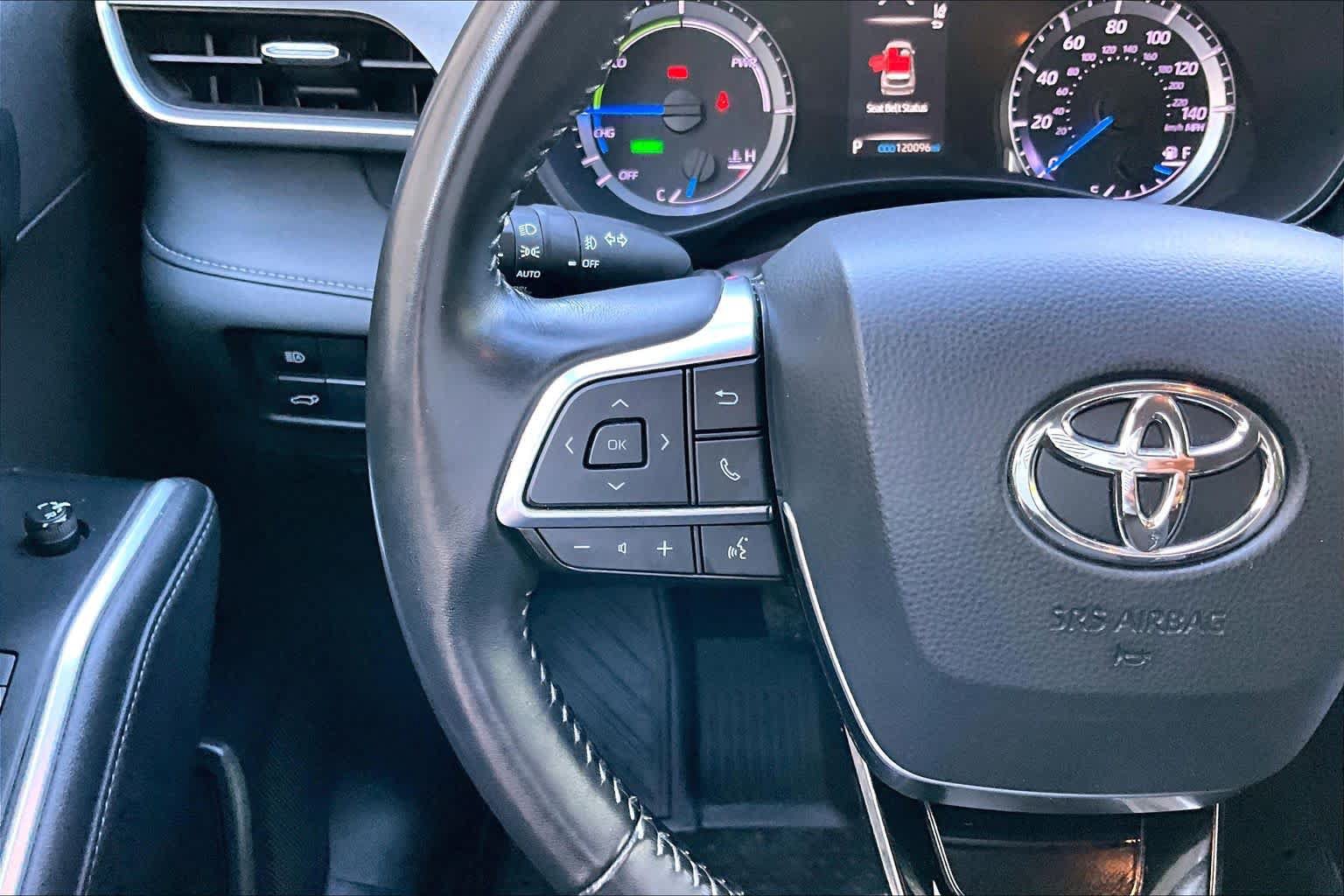 Certified 2020 Toyota Highlander LE FWD image 24