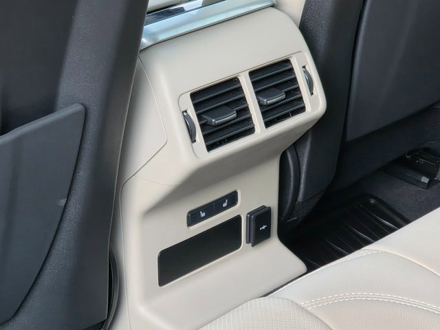 Used 2022 Land Rover Range Rover Velar S image 20