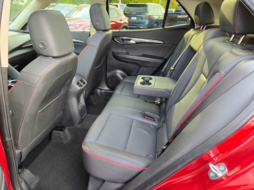 Used 2023 Buick Envision Essence w/ Sport Touring Package image 17