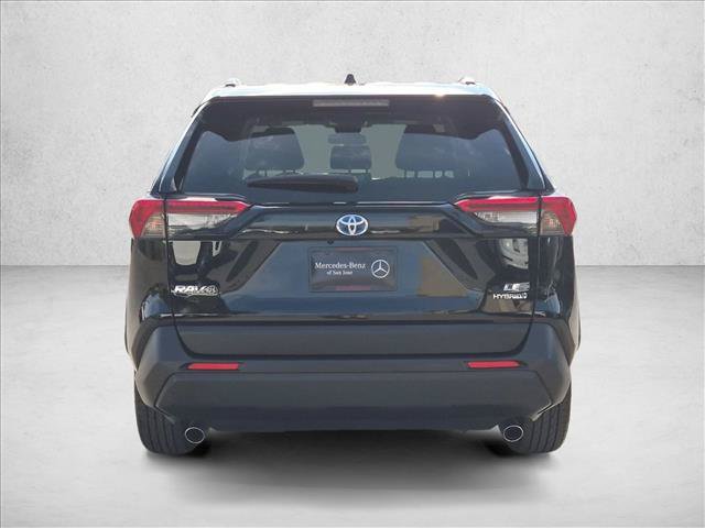 Used 2024 Toyota RAV4 LE AWD/4WD image 7