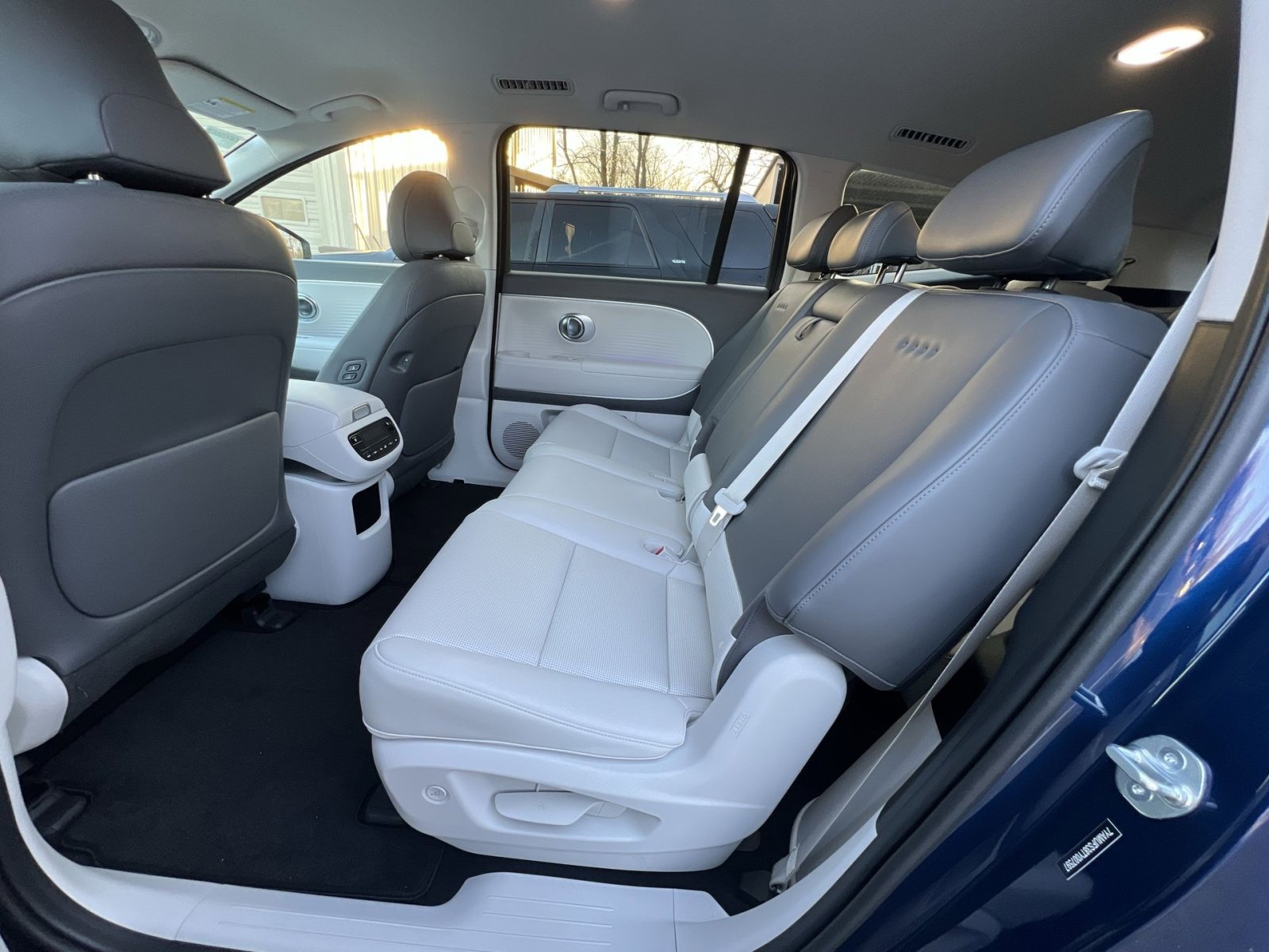 New 2026 Hyundai Ioniq 9 SEL image 23