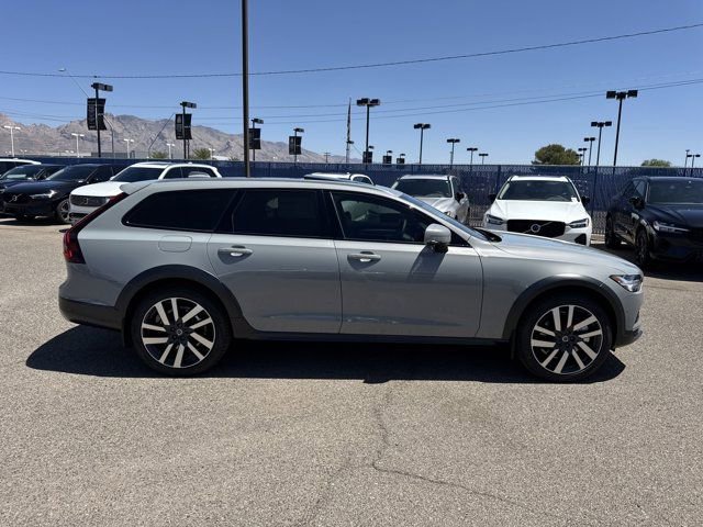 New 2025 Volvo V90 B6 Cross Country Plus w/ Protection Package Premier image 3