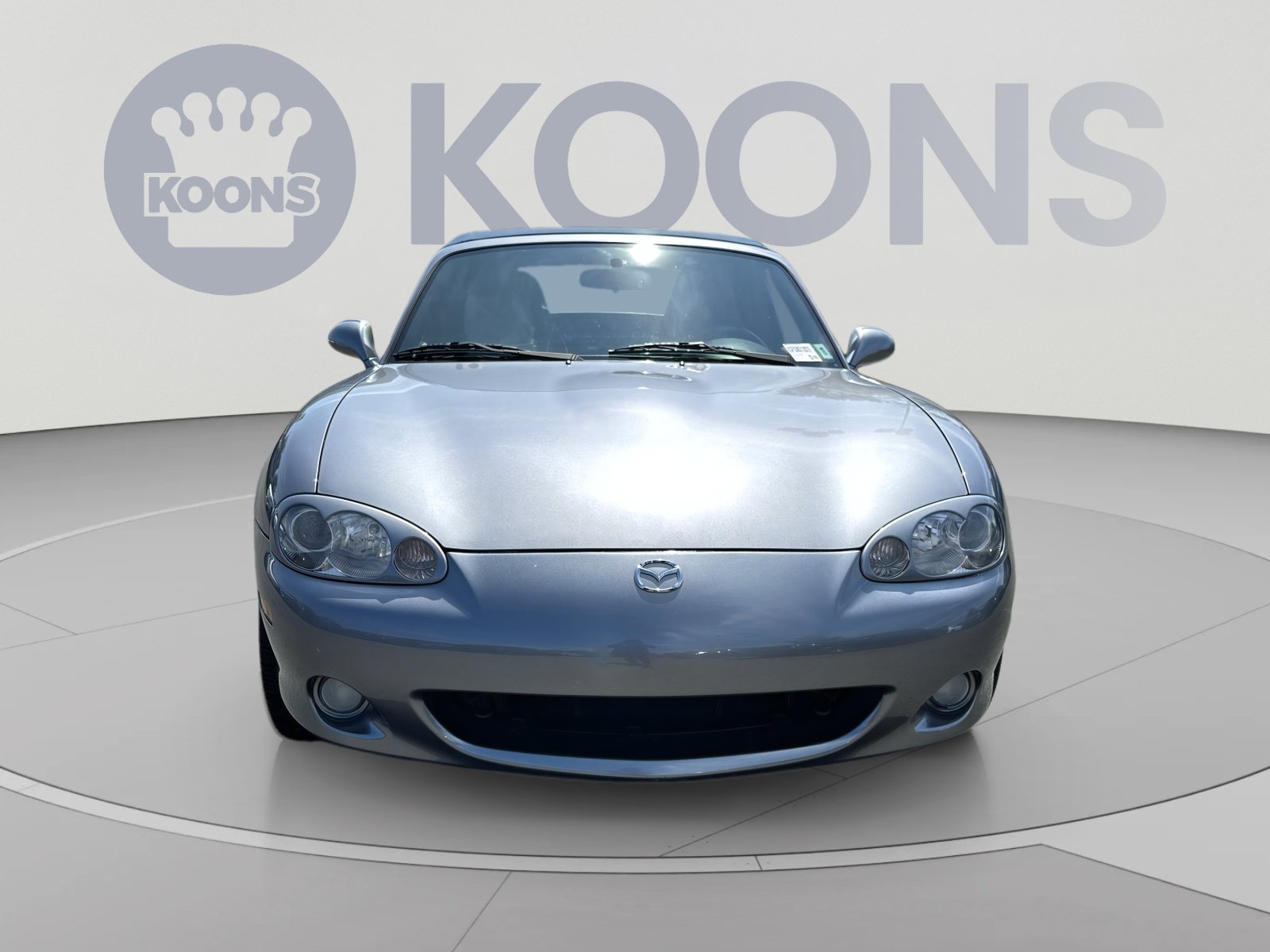Used 2003 MAZDA MX-5 Miata RWD image 4