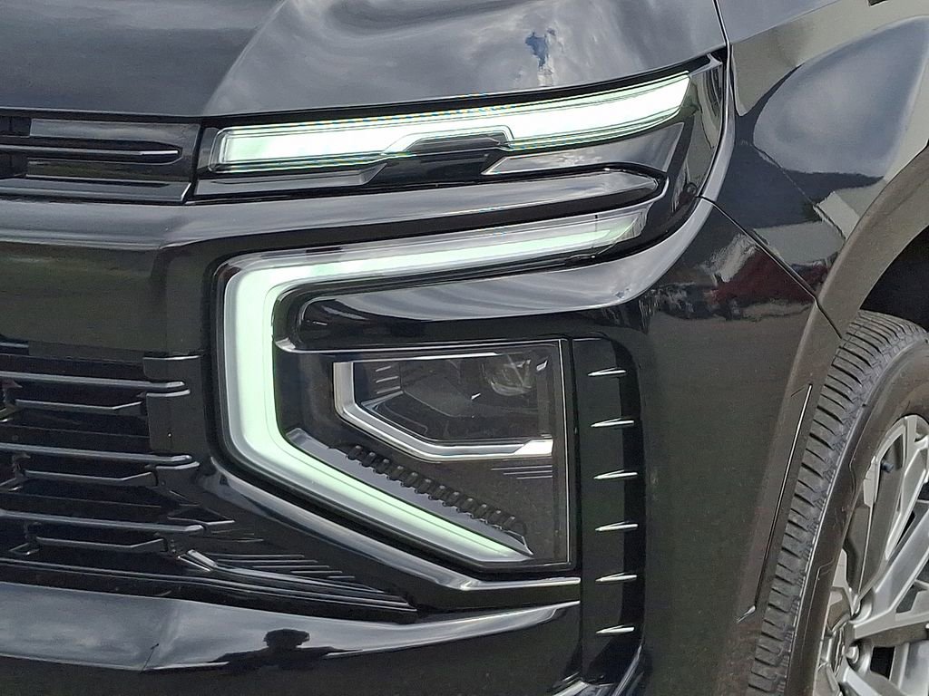 Used 2025 Chevrolet Tahoe LS RWD image 9