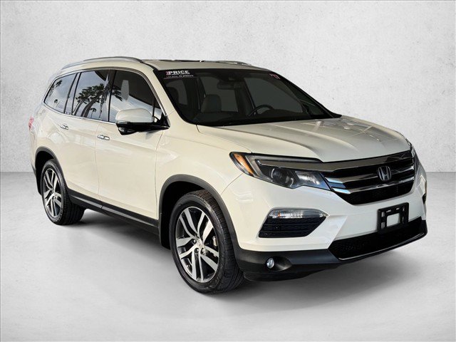 Used 2017 Honda Pilot Touring image 5