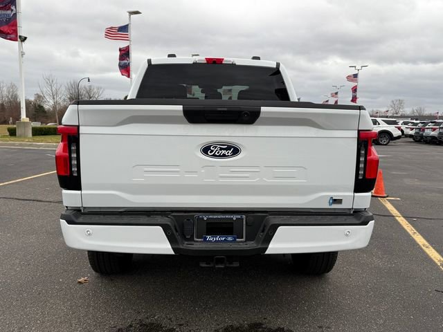 New 2025 Ford F150 Lightning XLT image 5