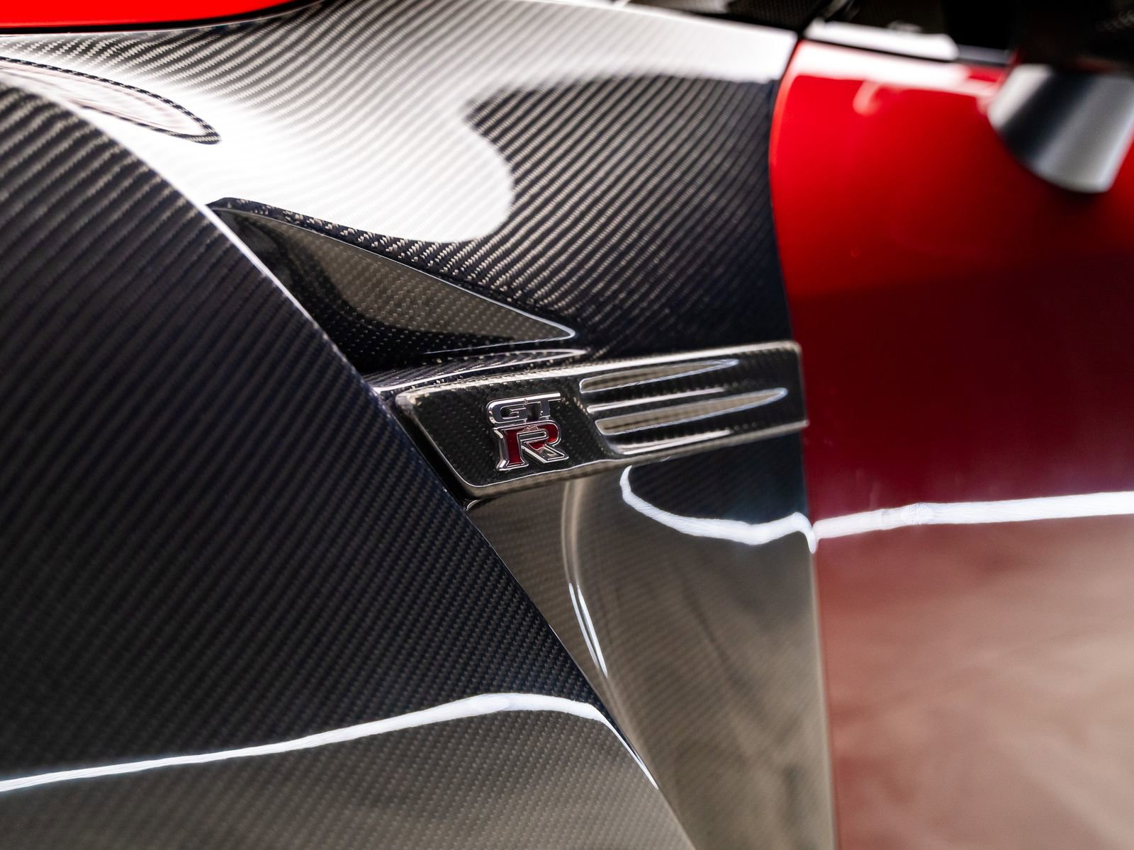 Used 2014 Nissan GT-R Premium AWD/4WD image 30