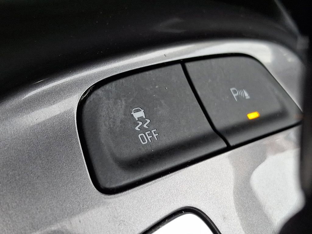 Used 2024 Chevrolet Malibu LS w/ Driver Confidence Package image 17