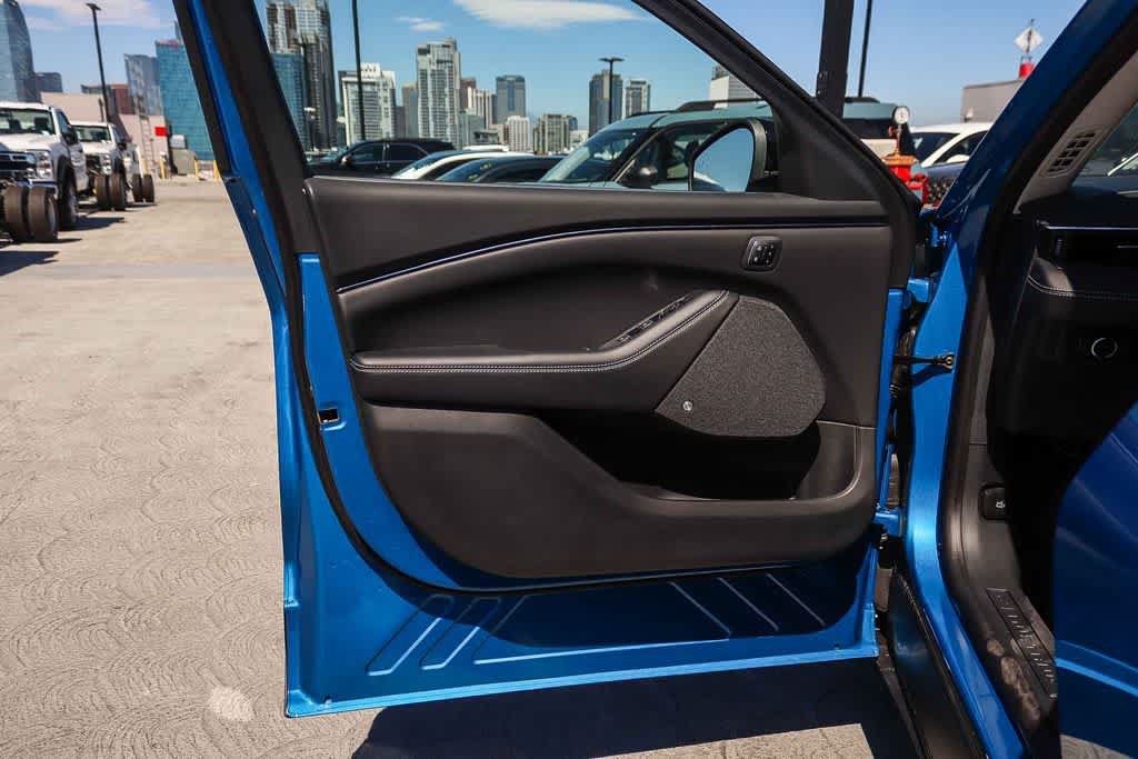 New 2026 Ford Mustang Mach-E Premium RWD image 21