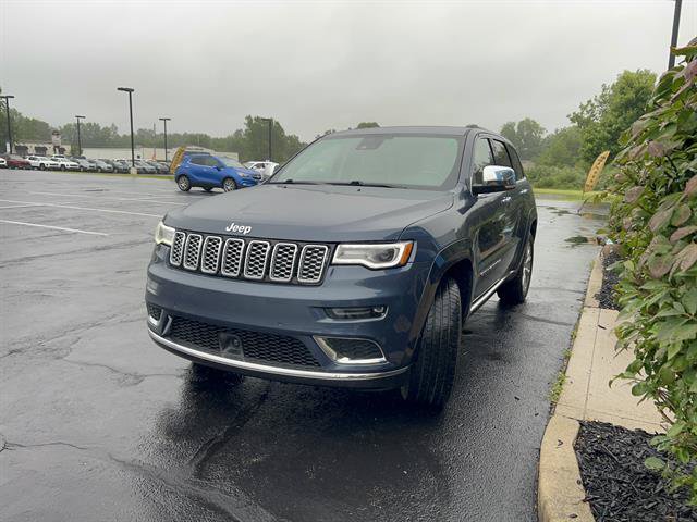 Used 2021 Jeep Grand Cherokee Summit AWD/4WD image 3