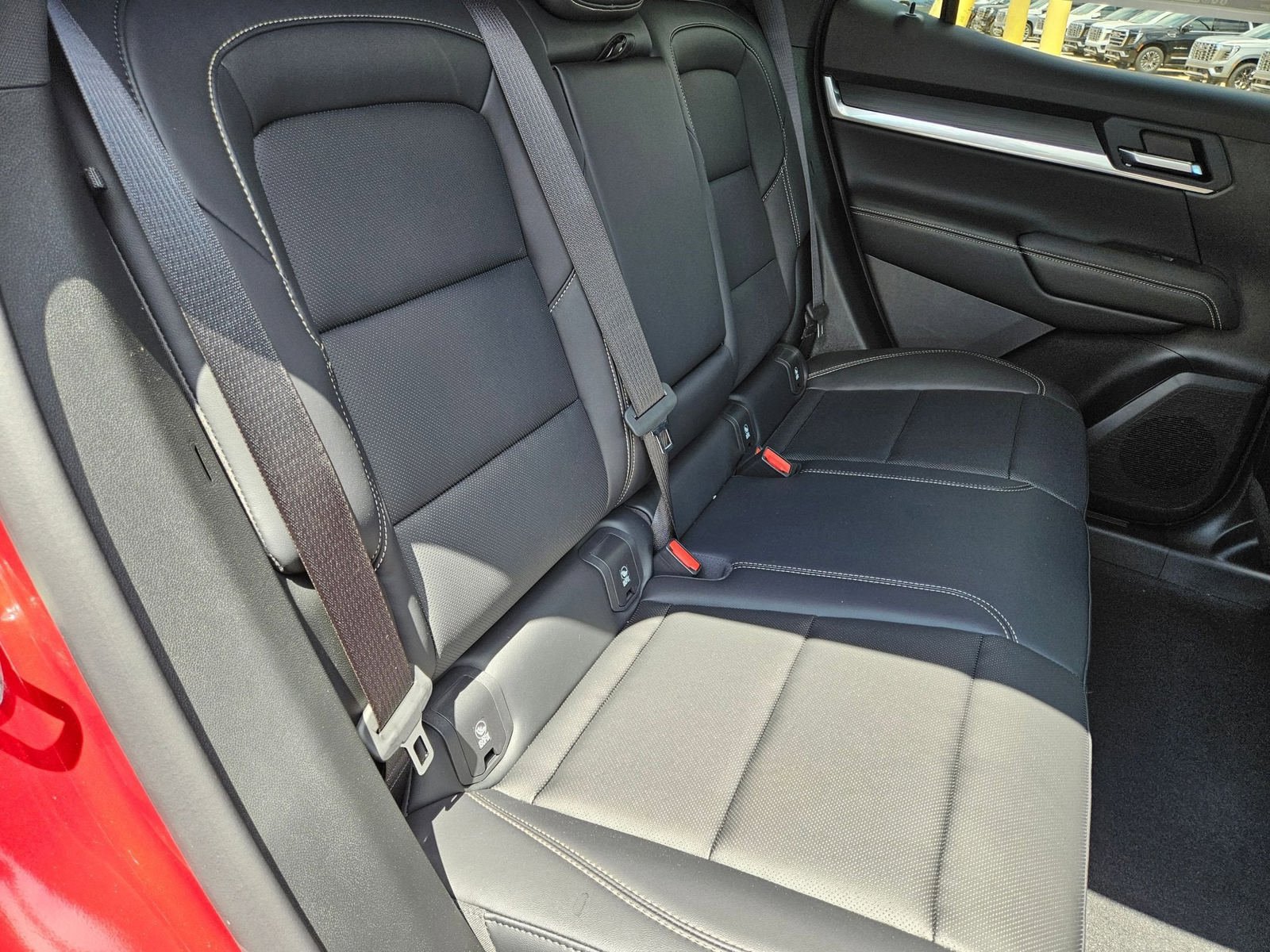 New 2026 GMC Terrain Elevation FWD image 28