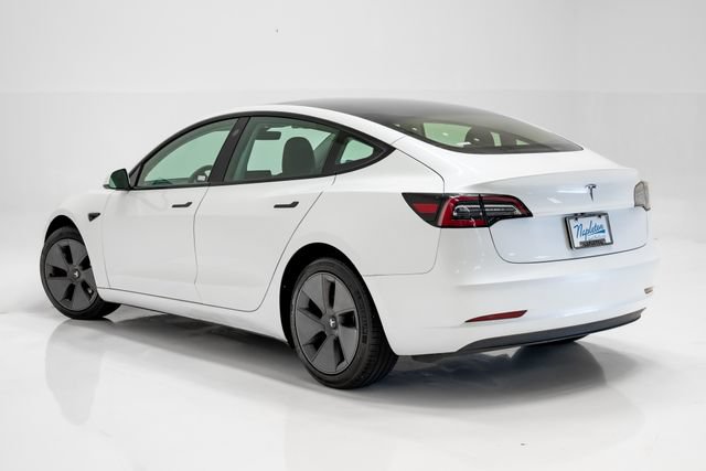 Used 2023 Tesla Model 3 Standard Range RWD image 32