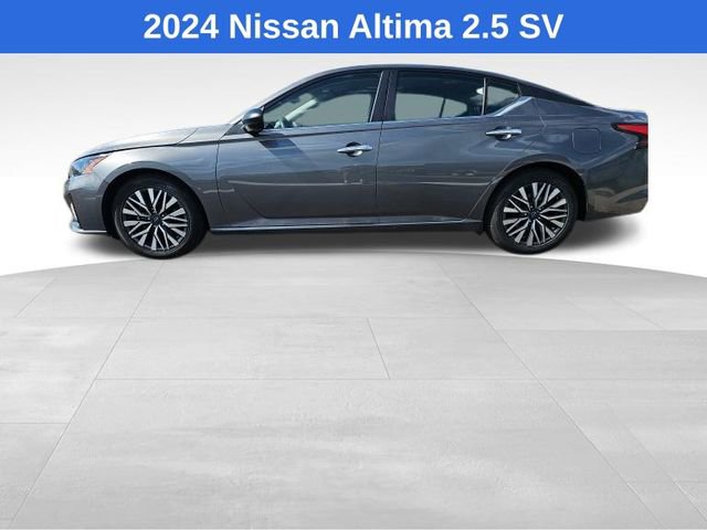 Used 2024 Nissan Altima 2.5 SV image 2