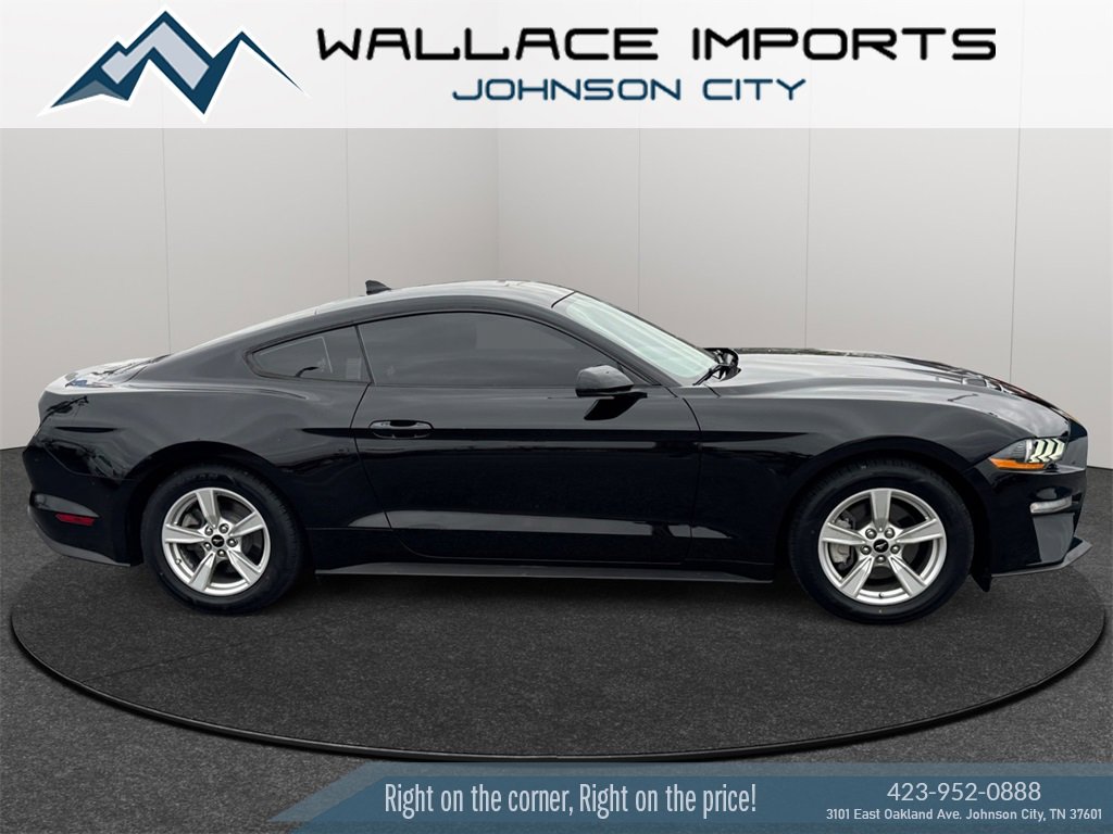 Used 2020 Ford Mustang EcoBoost image 6