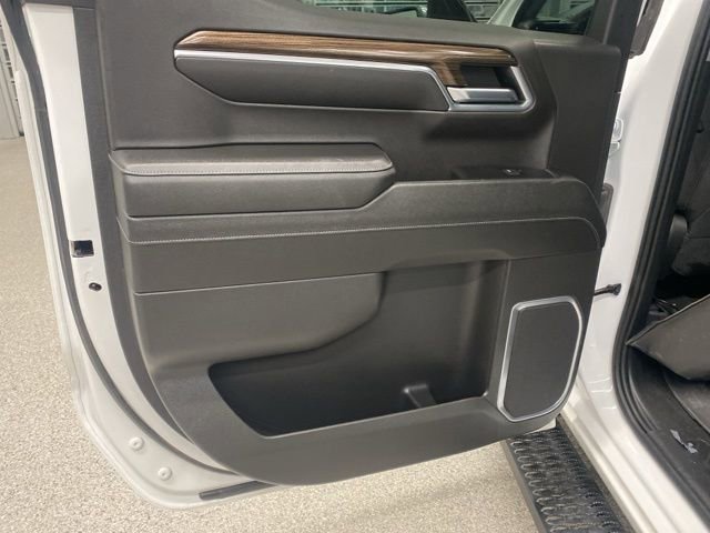 Used 2023 Chevrolet Silverado 1500 LT image 34