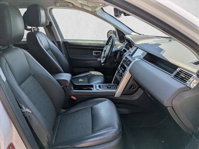 Used 2019 Land Rover Discovery Sport SE AWD/4WD image 20