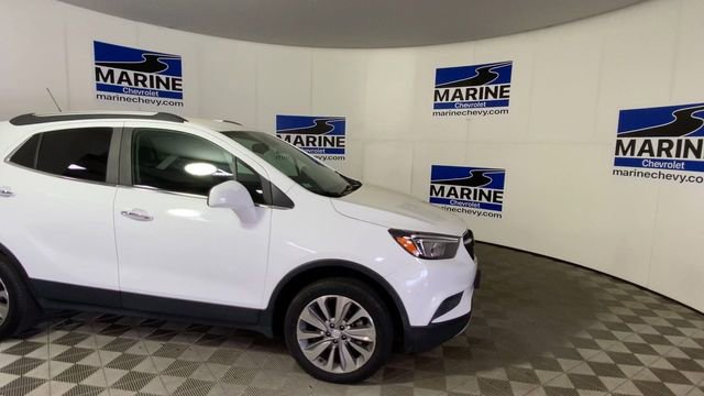 Used 2020 Buick Encore Preferred image 3