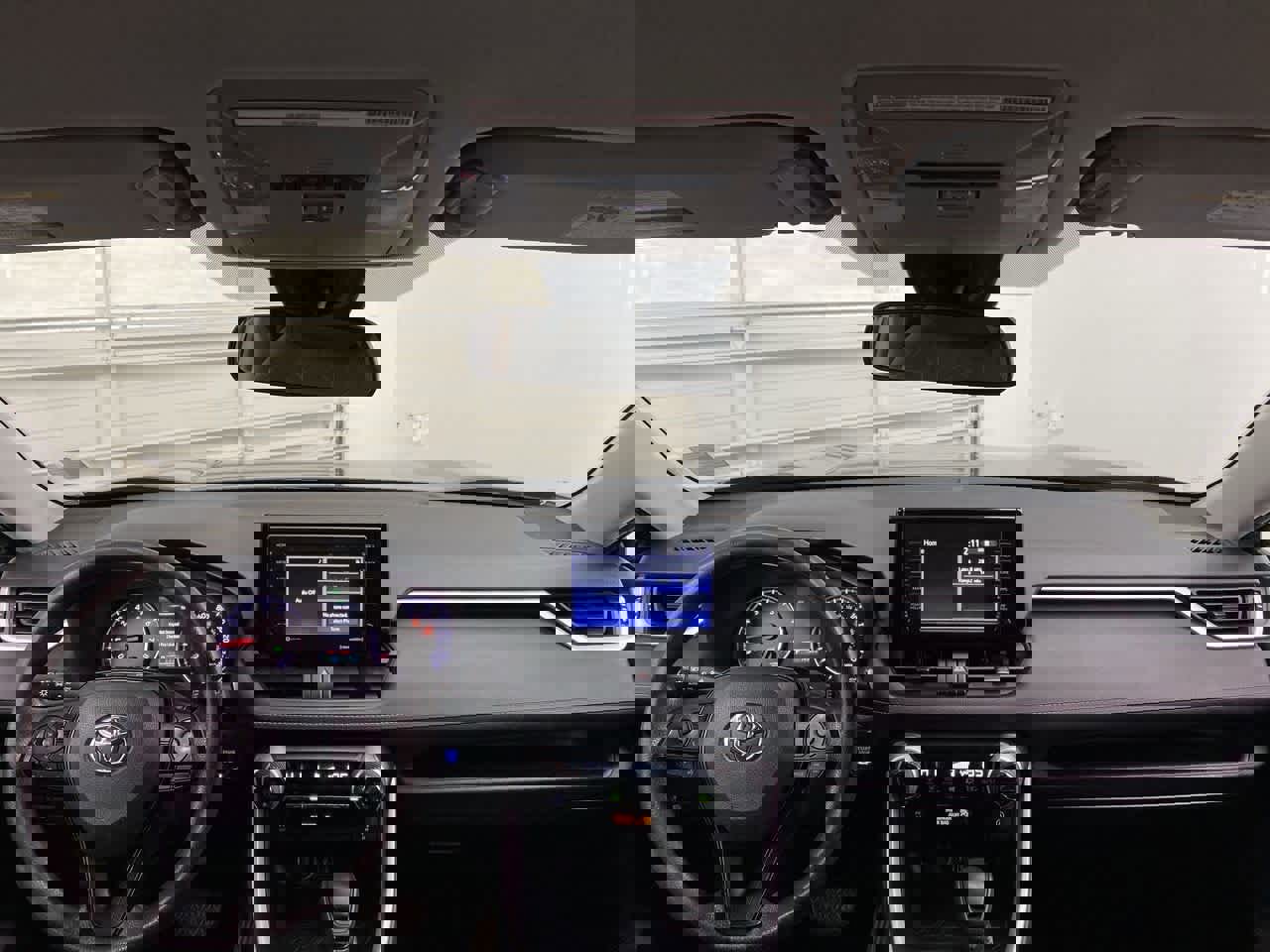 Used 2021 Toyota RAV4 XLE image 13