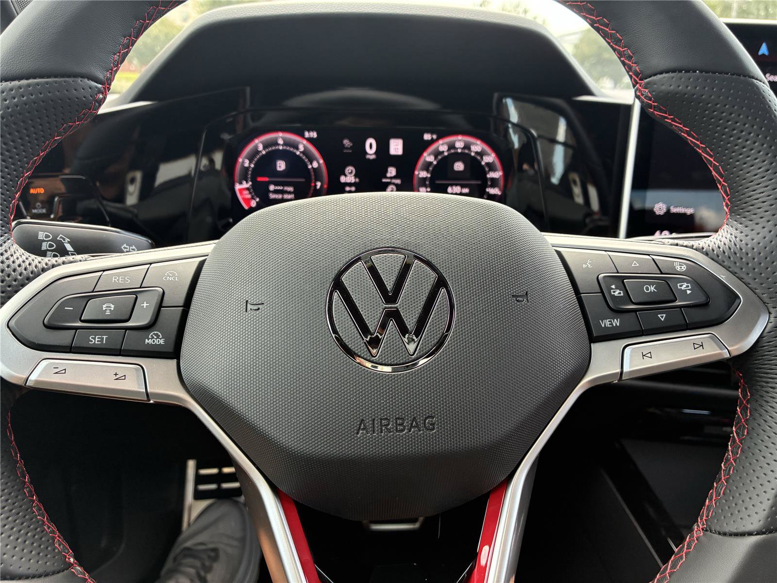 Certified 2026 Volkswagen GTI S FWD image 30