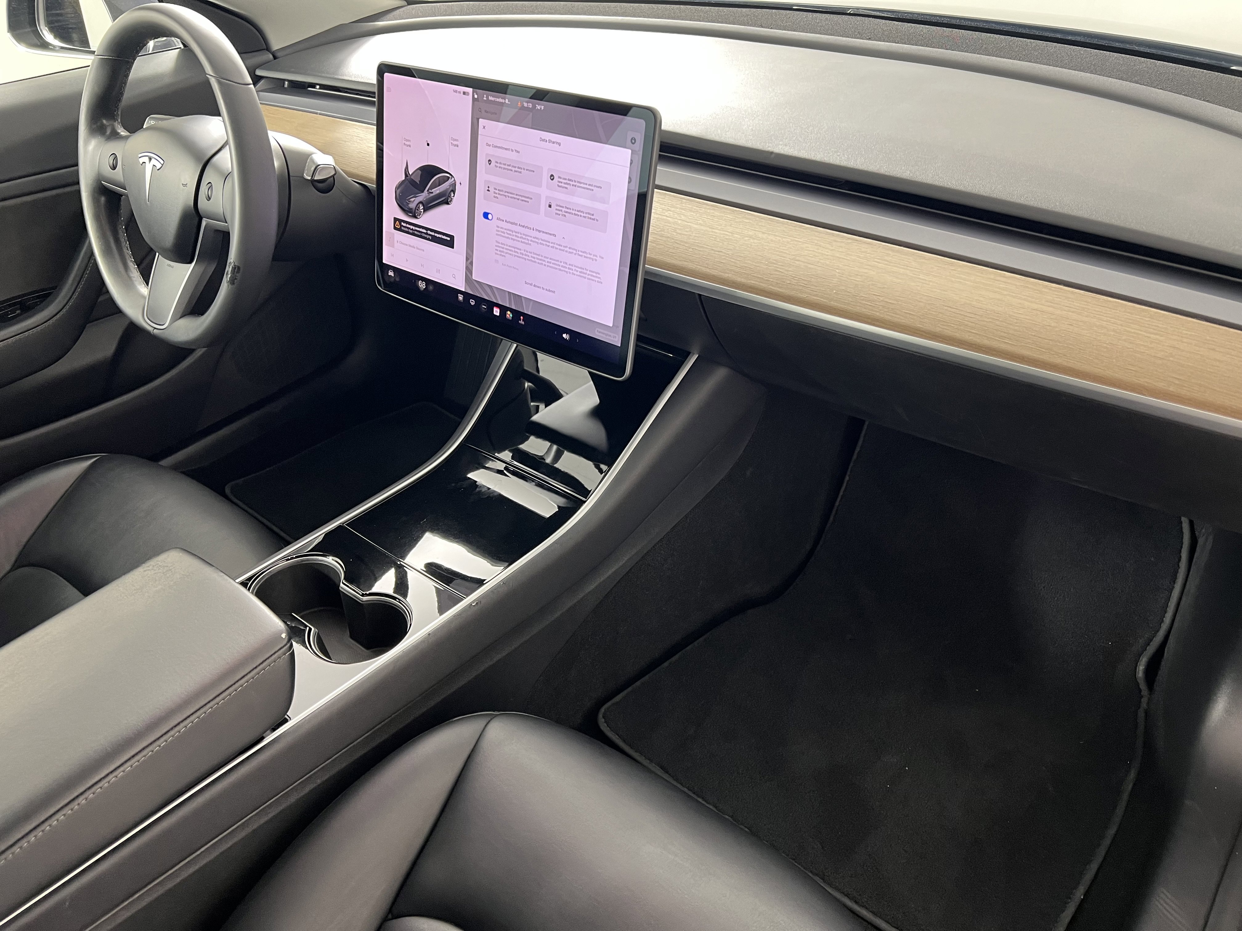 Used 2018 Tesla Model 3 Long Range RWD image 24