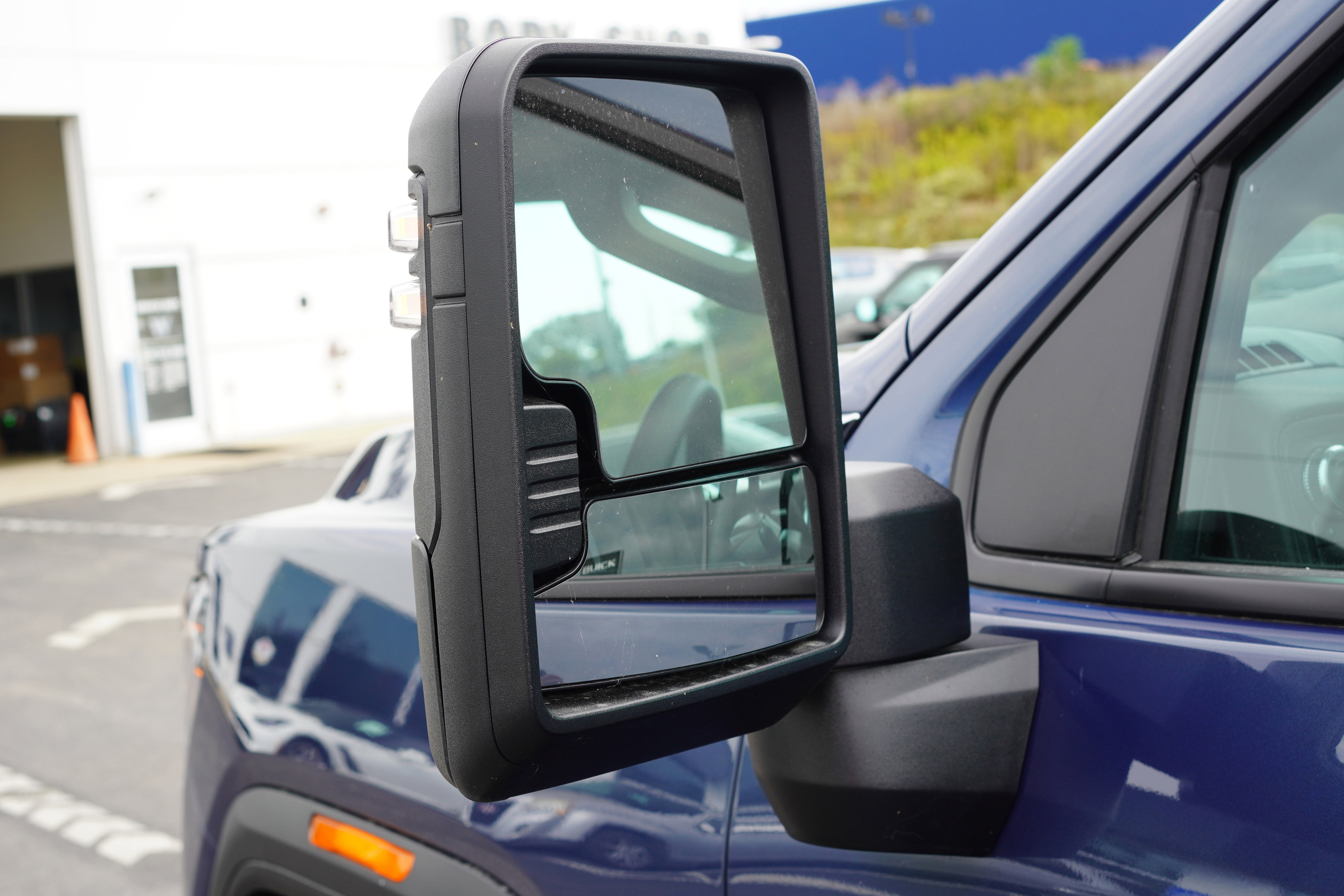 New 2026 GMC Sierra 2500 Pro w/ Convenience Package image 17