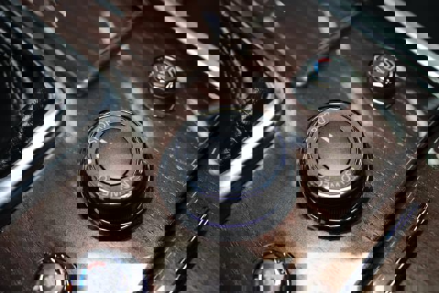 Used 2012 INFINITI M56 x w/ Deluxe Touring Pkg image 21