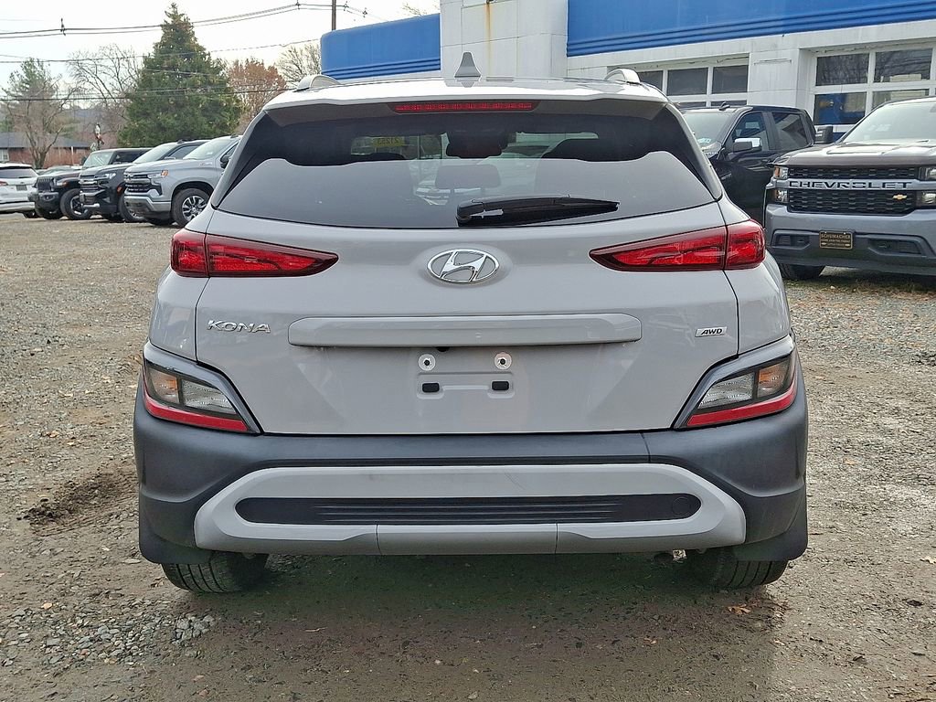 Used 2023 Hyundai Kona SEL w/ Cargo Package image 7