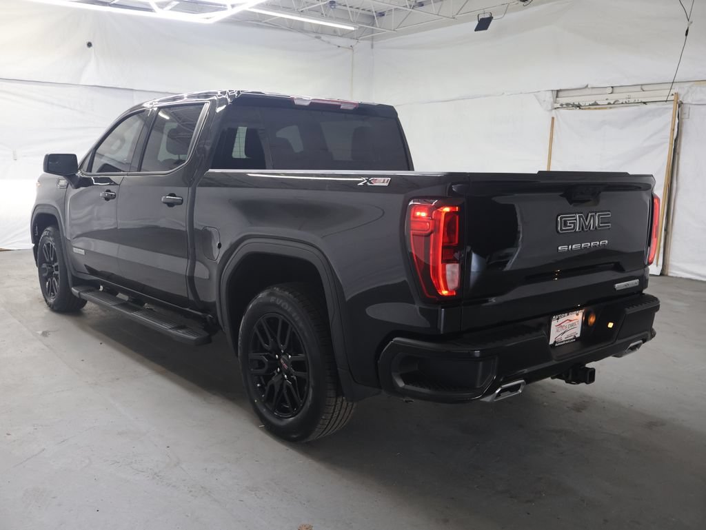 Used 2024 GMC Sierra 1500 Elevation w/ LPO, Elevation Black Package AWD/4WD image 5
