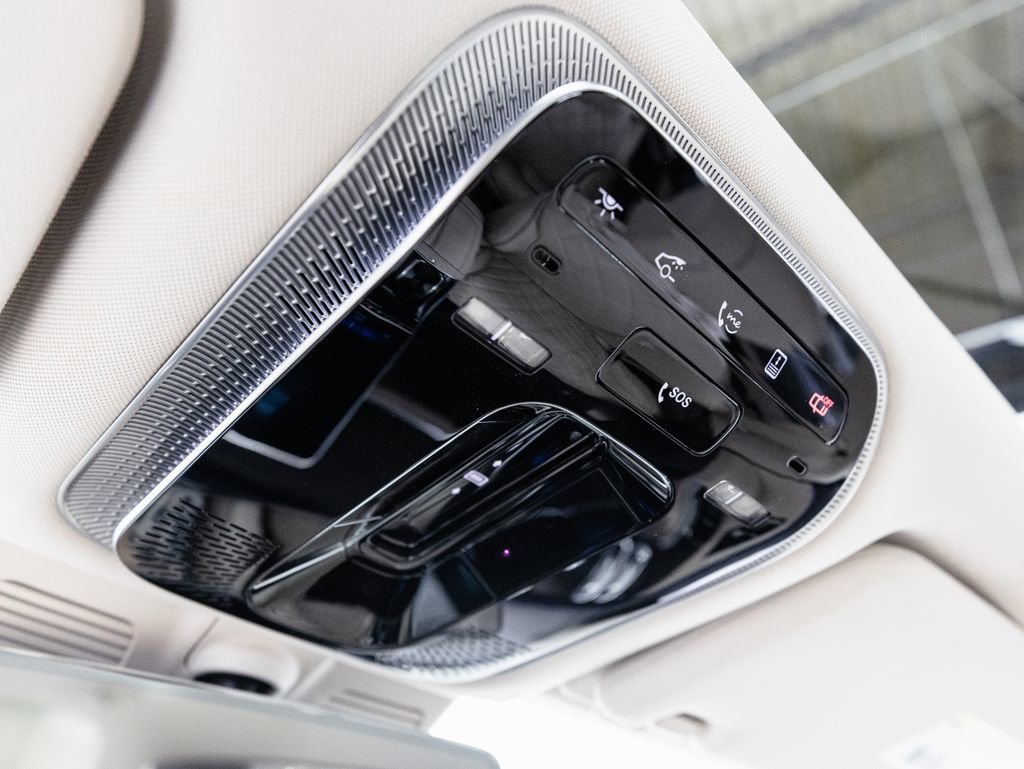 Certified 2023 Mercedes-Benz S 580 4MATIC Sedan image 25