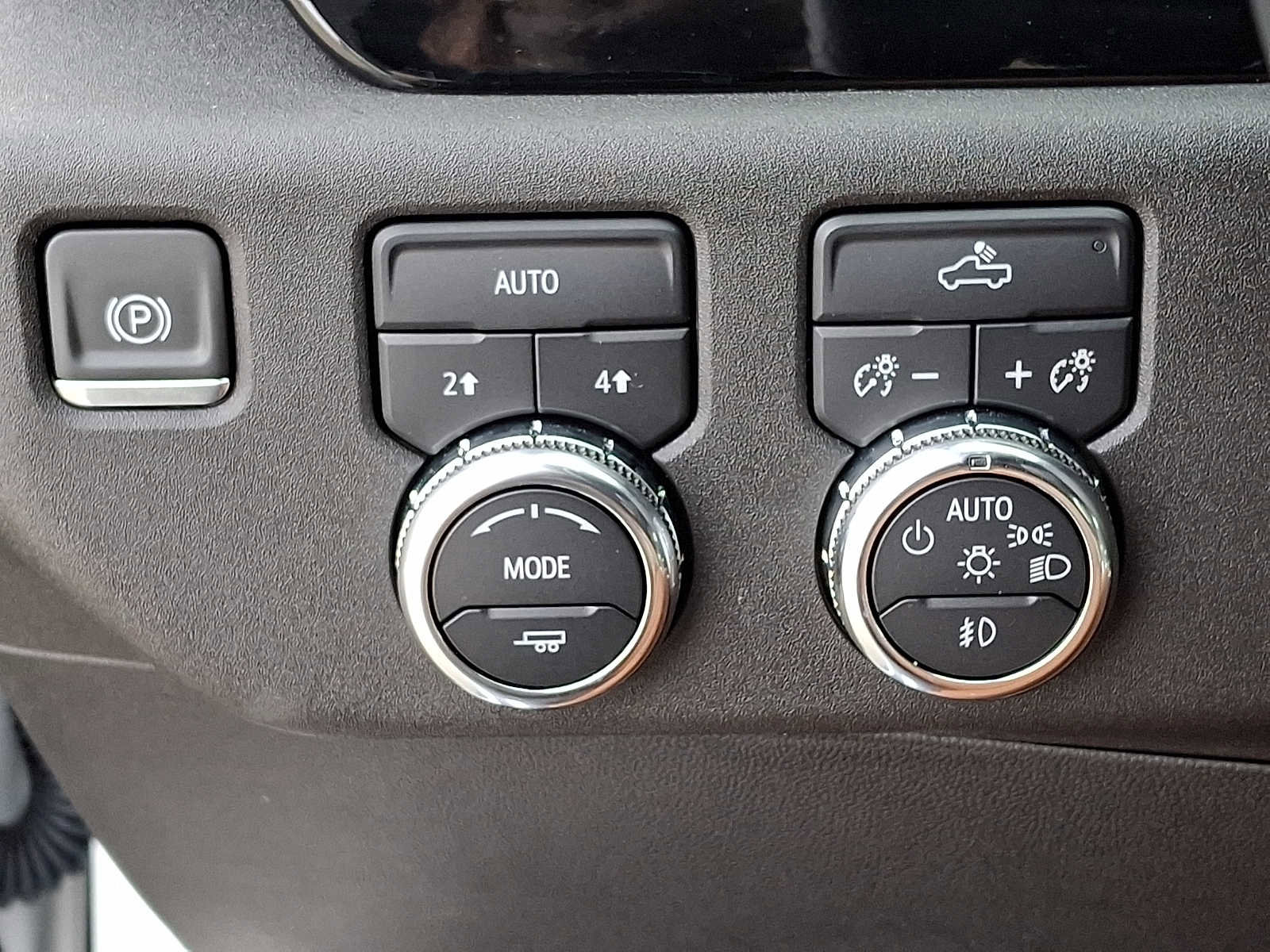 Used 2023 GMC Sierra 1500 Elevation w/ Preferred Package image 25
