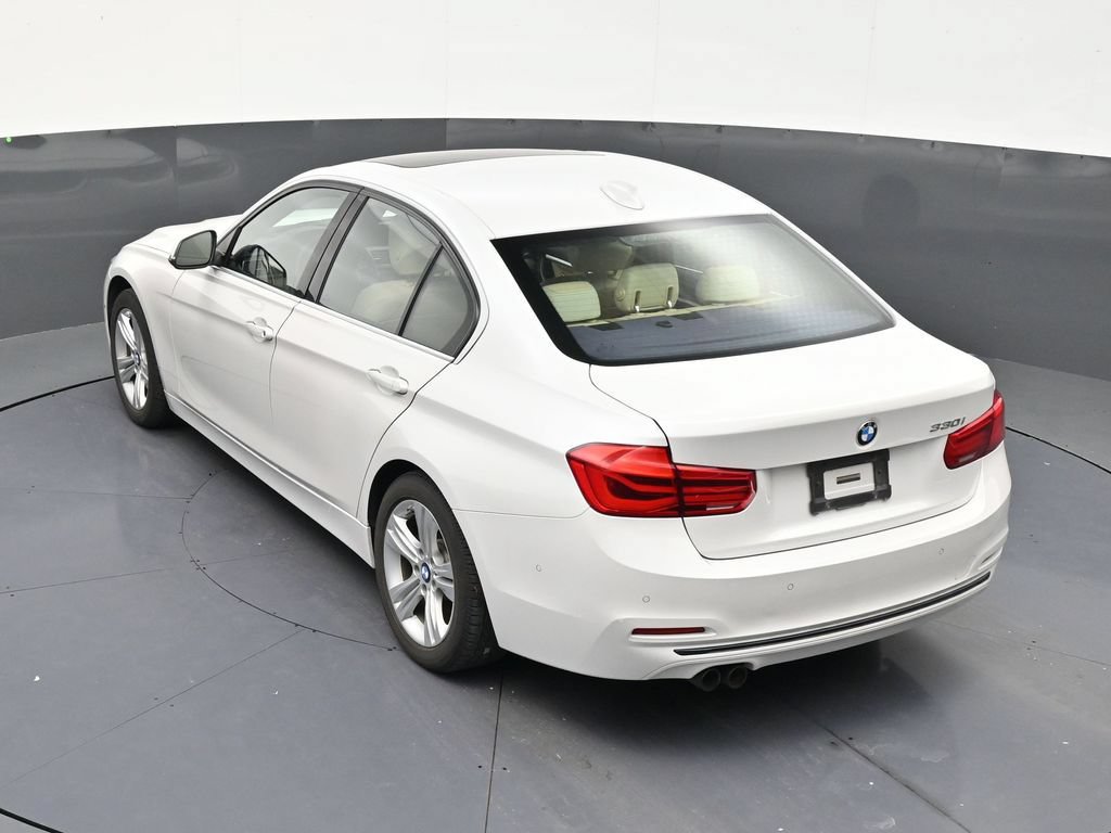 Used 2018 BMW 330i Sedan RWD image 12