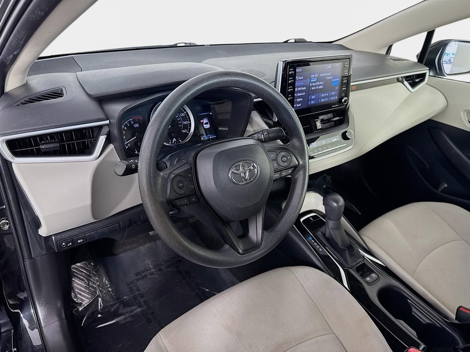Used 2021 Toyota Corolla LE image 10
