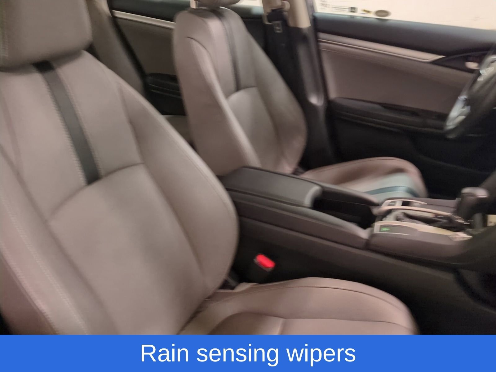 Used 2018 Honda Civic Touring image 10