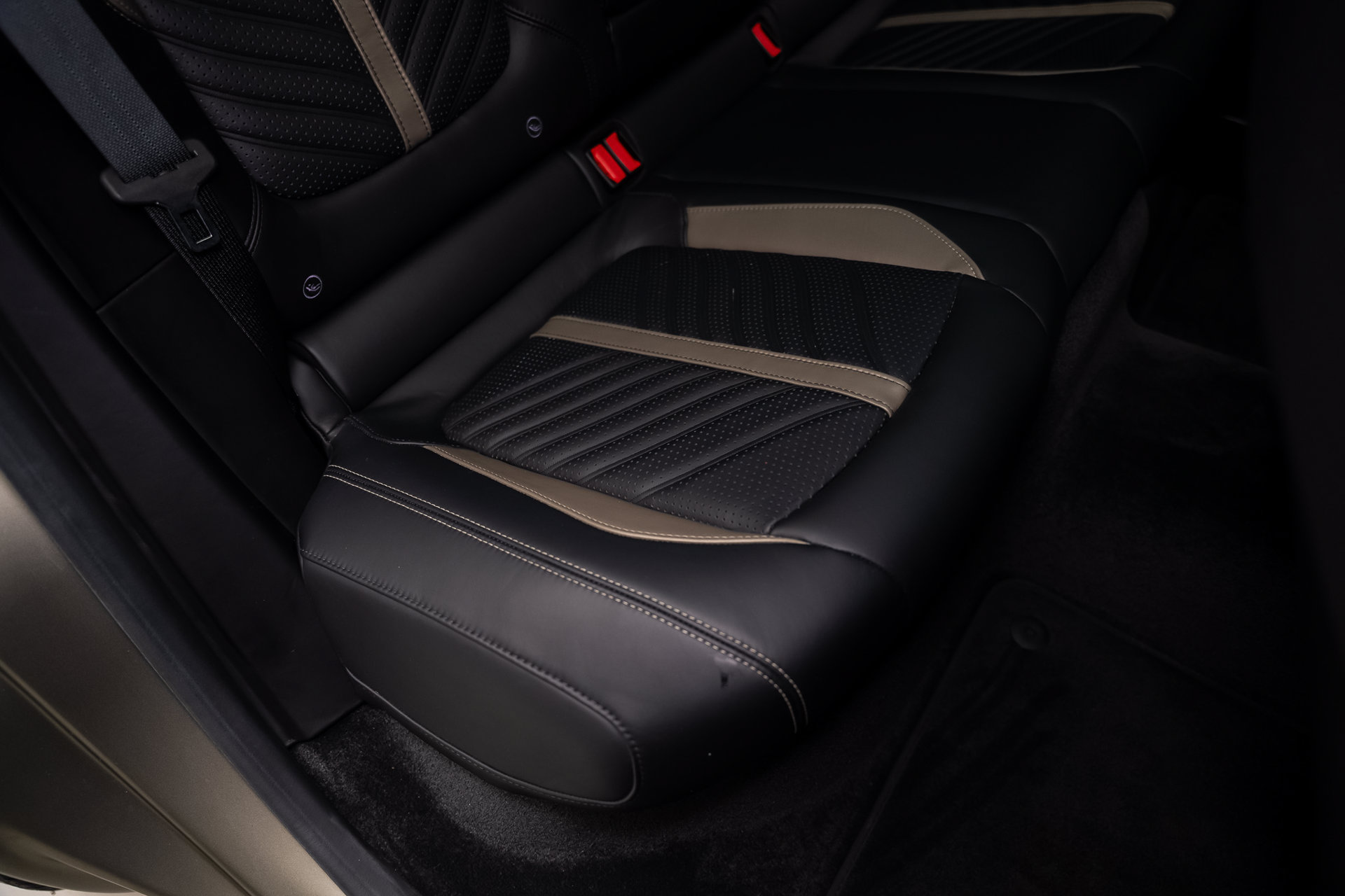 Used 2023 Aston Martin DBX 707 AWD/4WD image 65
