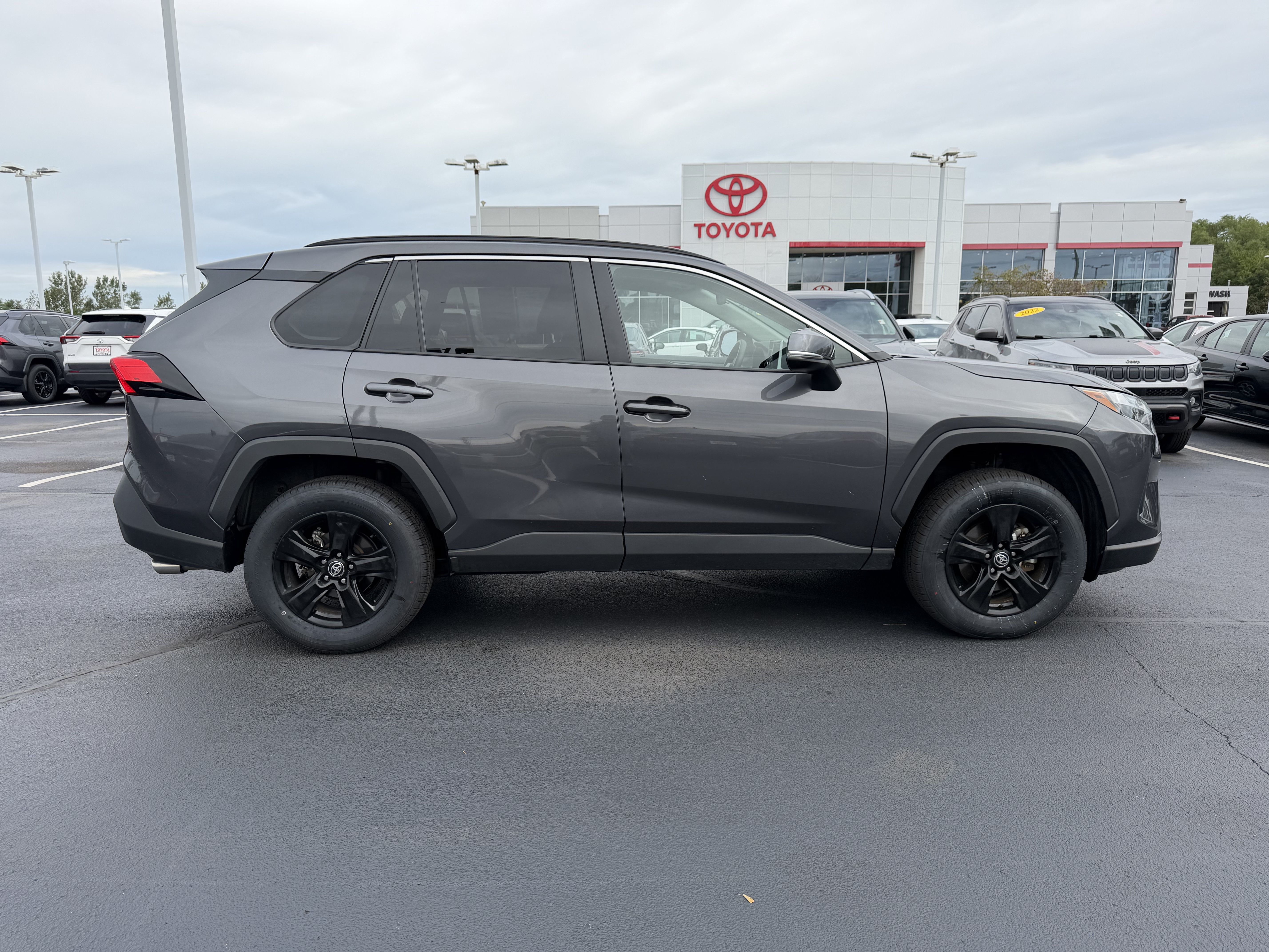 Certified 2025 Toyota RAV4 XLE AWD/4WD image 9