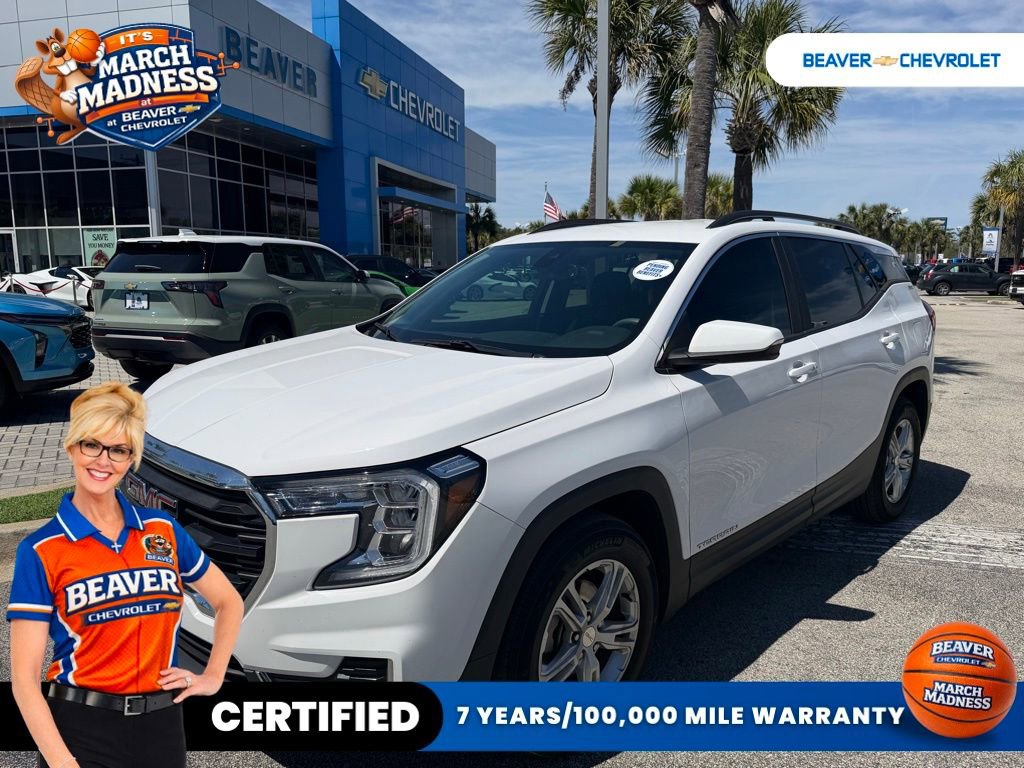 Used 2022 GMC Terrain SLE w/ Driver Convenience Package