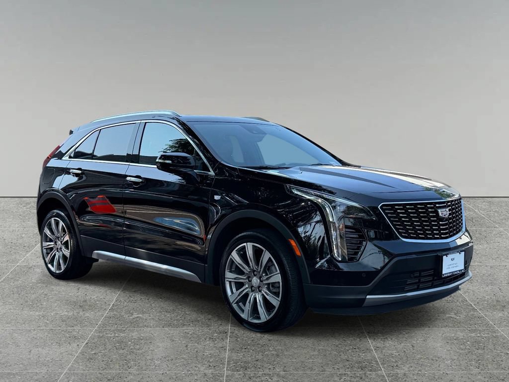 Used 2023 Cadillac XT4 Premium Luxury w/ Enhanced Visibility Package AWD/4WD image 9
